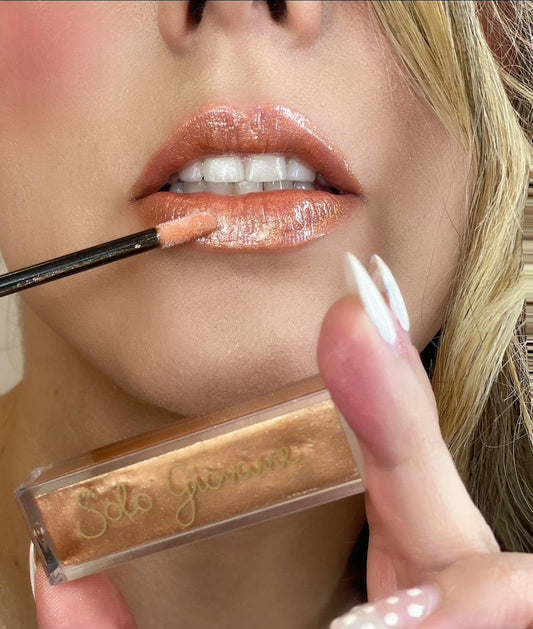 Semi - Clear Lip - gloss 2 - House of Diffusion